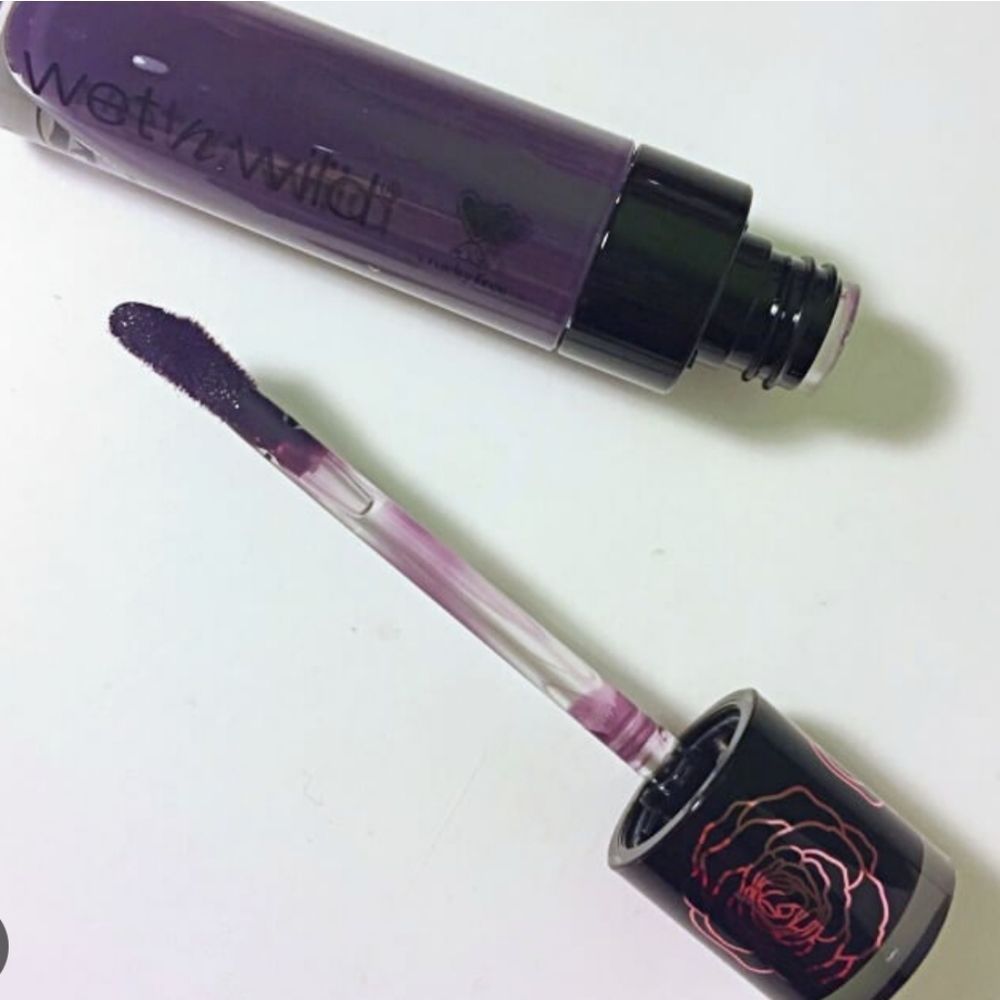 ❇️🧚‍♀️DEVIANT DAMSEL Wet N Wild Rebel Rose DISCONTINUED Lipstick NWT
